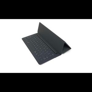 Apple iPad Pro Smart Keyboard (Like New)